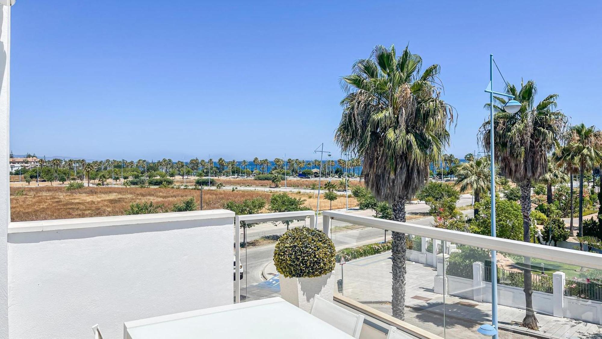 Beachfront Luxury Rooftop Penthouse Wifi Pools Grill I O Nac Paddle Lejlighed